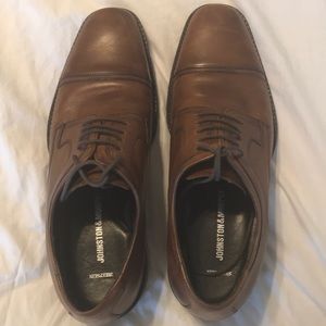 Johnston & Murphy, cap toe, lace up, like new
